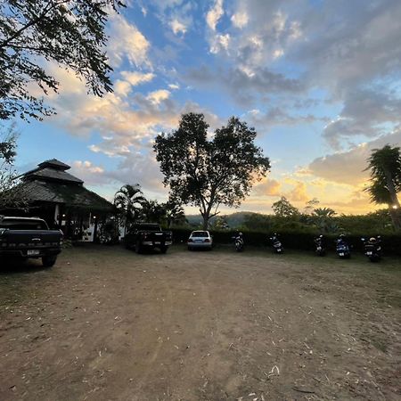 Pai Love & Baan Chonphao Resort Exterior photo