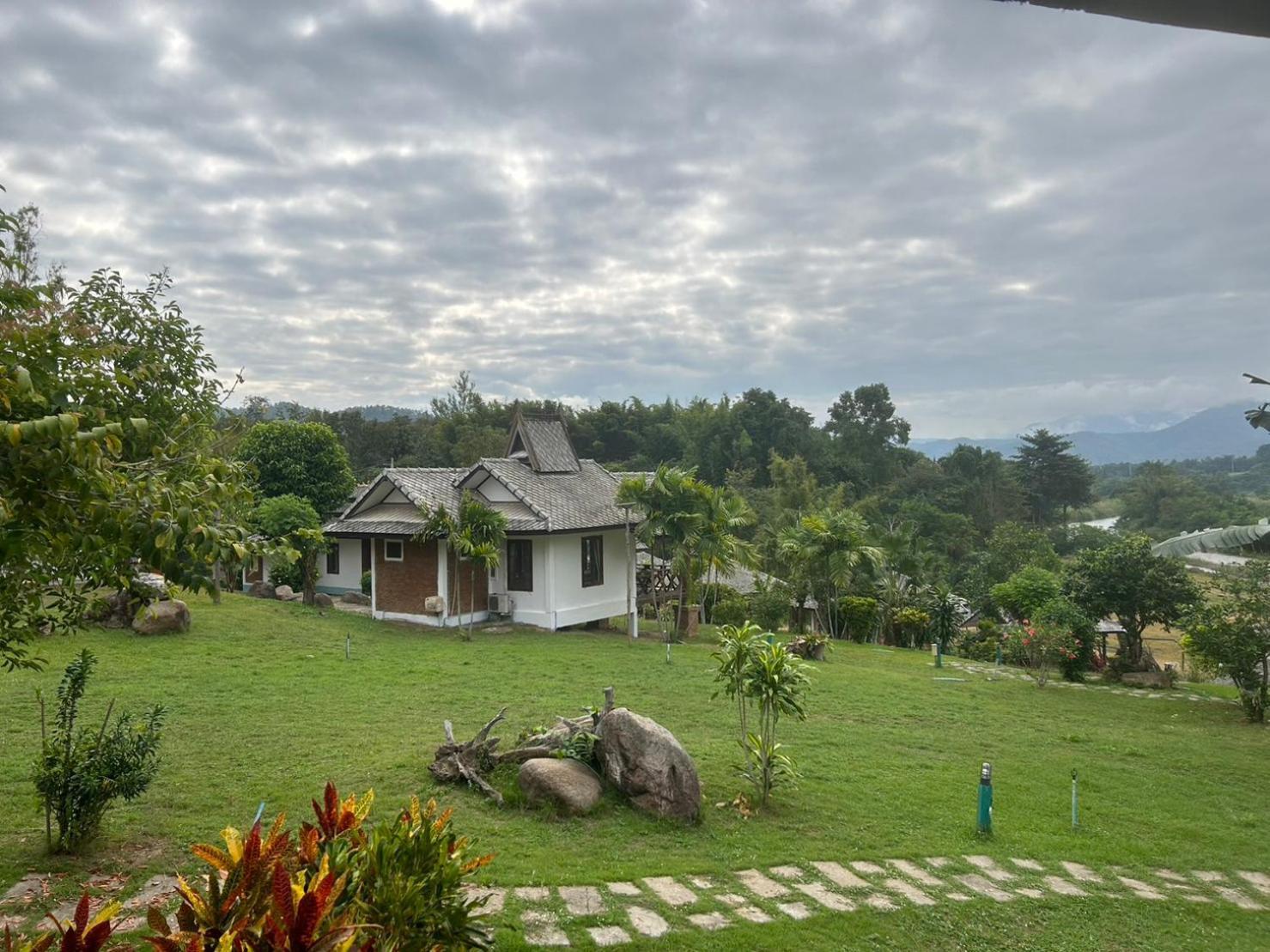 Pai Love & Baan Chonphao Resort Exterior photo