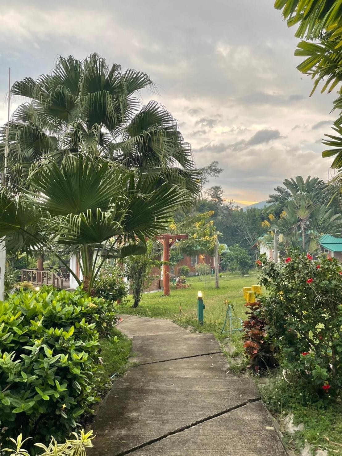 Pai Love & Baan Chonphao Resort Exterior photo