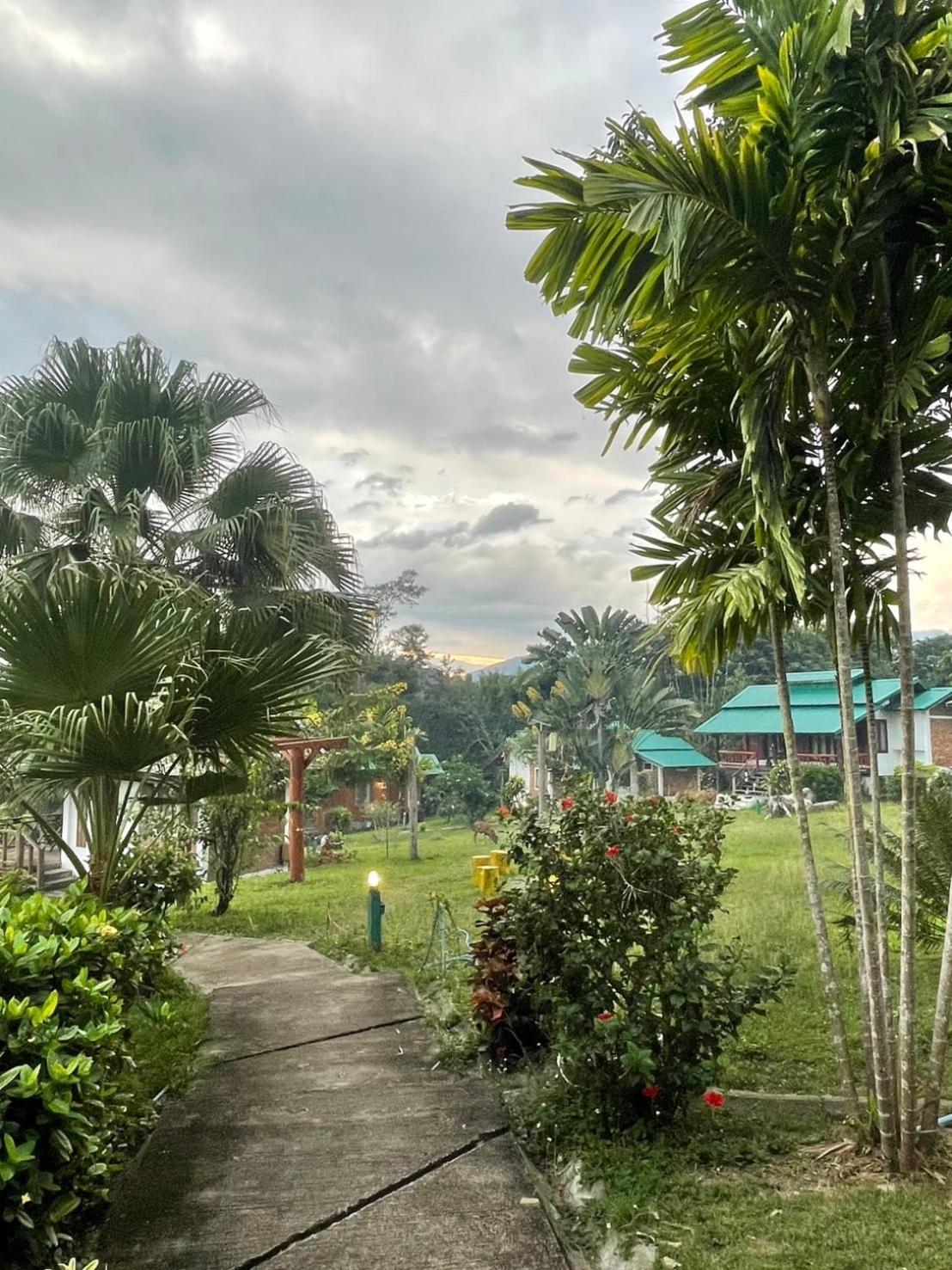 Pai Love & Baan Chonphao Resort Exterior photo