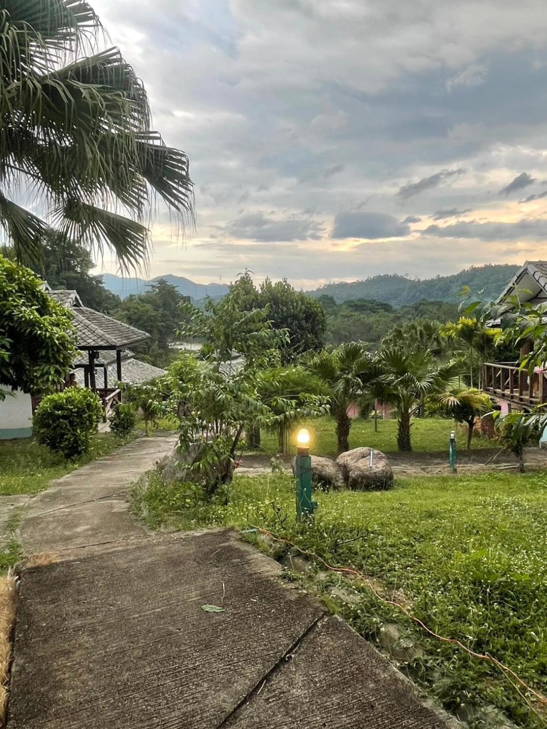 Pai Love & Baan Chonphao Resort Exterior photo