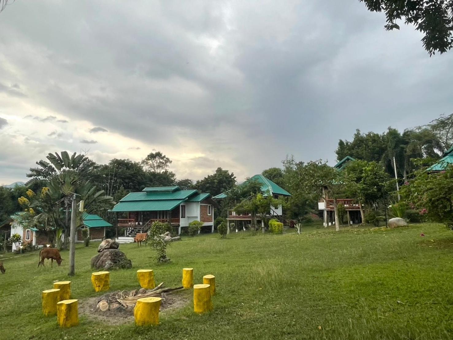 Pai Love & Baan Chonphao Resort Exterior photo