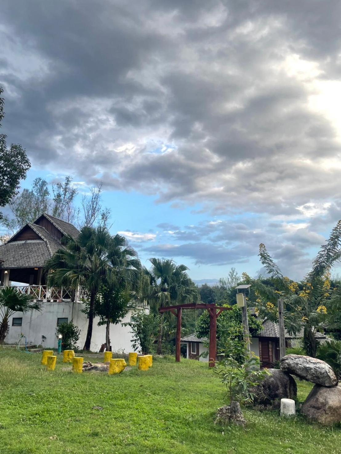 Pai Love & Baan Chonphao Resort Exterior photo