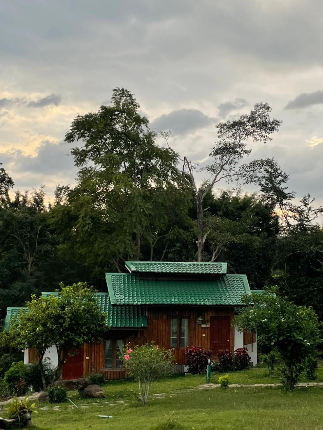 Pai Love & Baan Chonphao Resort Exterior photo